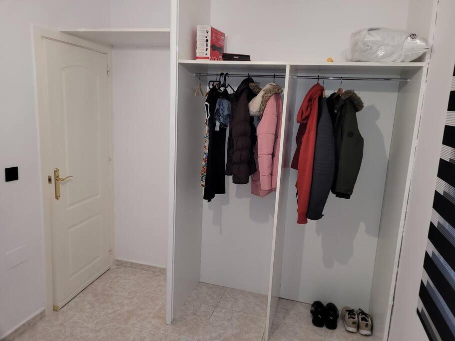 Apartamento Bajo Con Terraza Y Piscina Torrevieja Exterior foto