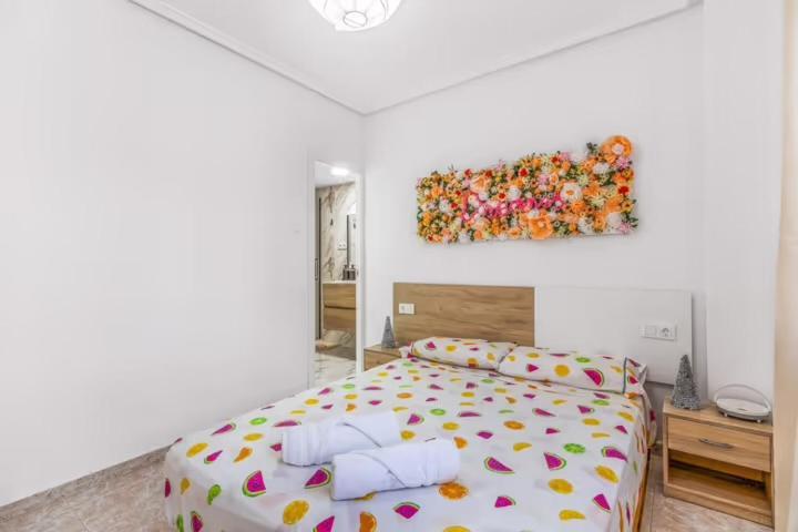 Apartamento Bajo Con Terraza Y Piscina Torrevieja Exterior foto